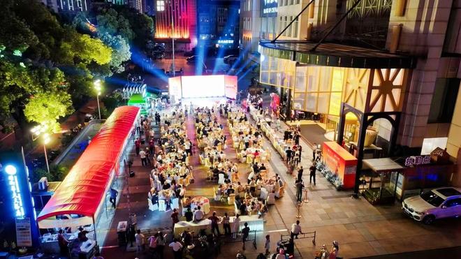 点亮星城夜经济｜“华天小卤”杯“潇湘之夜”潮玩热卤节·第一季启幕