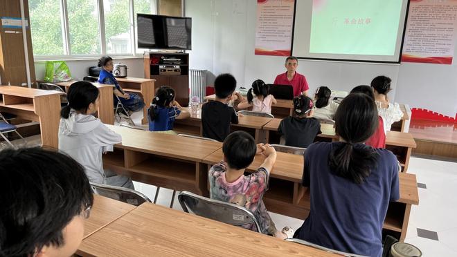 杏秀社区：聆听峥嵘岁月 传承老兵精神