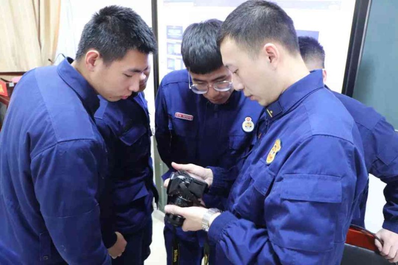 全面掌握新闻写作技巧:实战课程助您高效提升报道能力