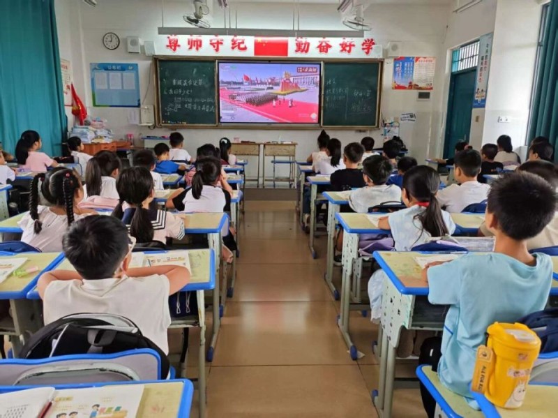 教育部：加强中小学日常考试管理 小学一二年级不进行纸笔考试_腾讯新闻